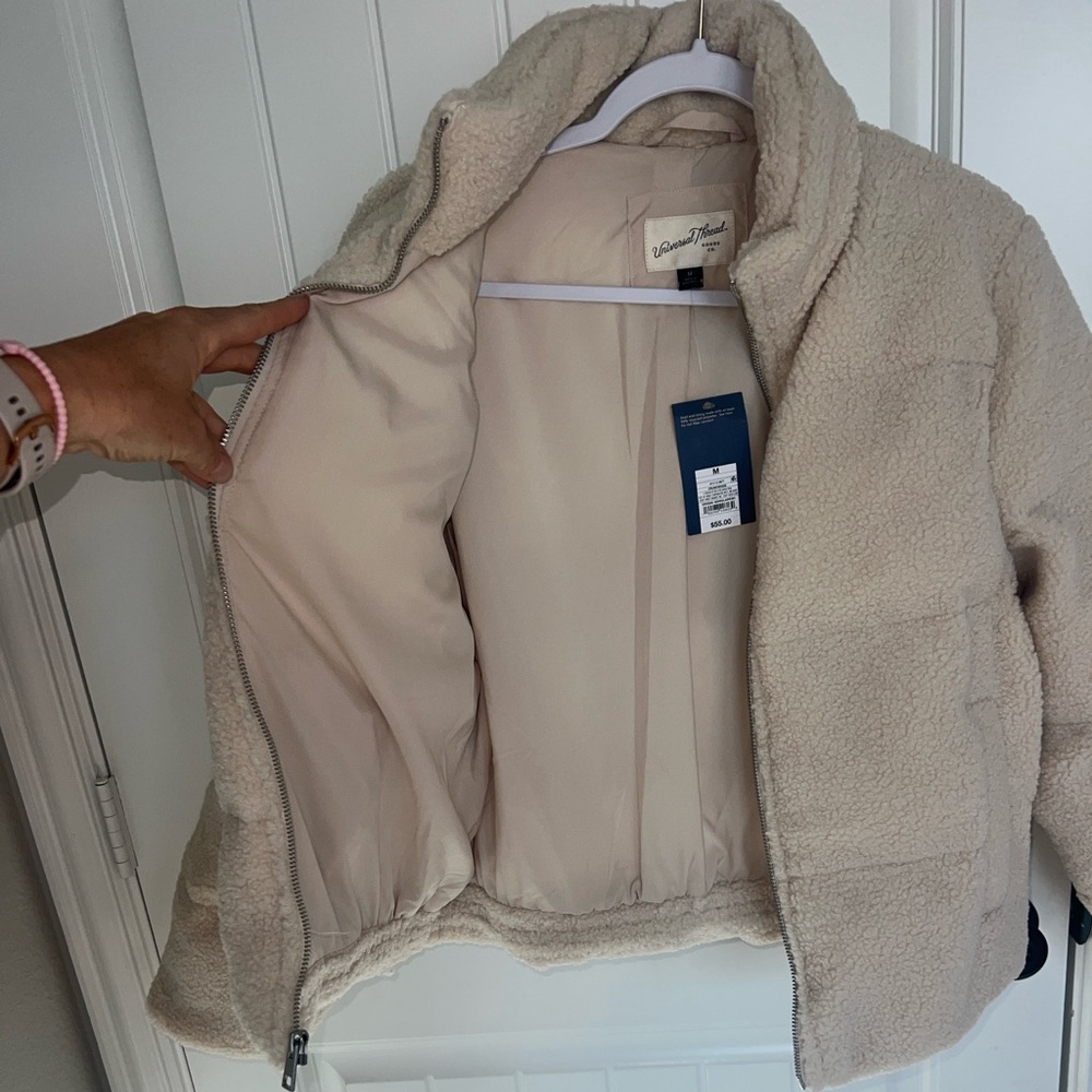 NWT! Universal Thread Cream Sherpa Puffer Jacket Sz M Super soft! - Picture 7 of 12